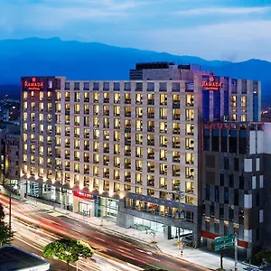 Hotel Ramada By Wyndham Hall