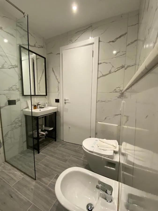 Peaky Hotel Durres