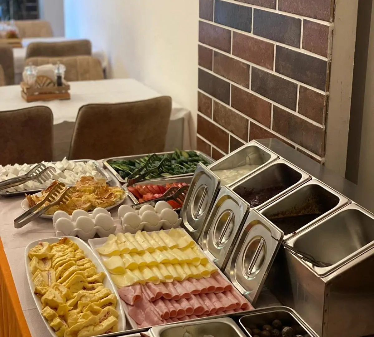 Peaky Hotel Durres
