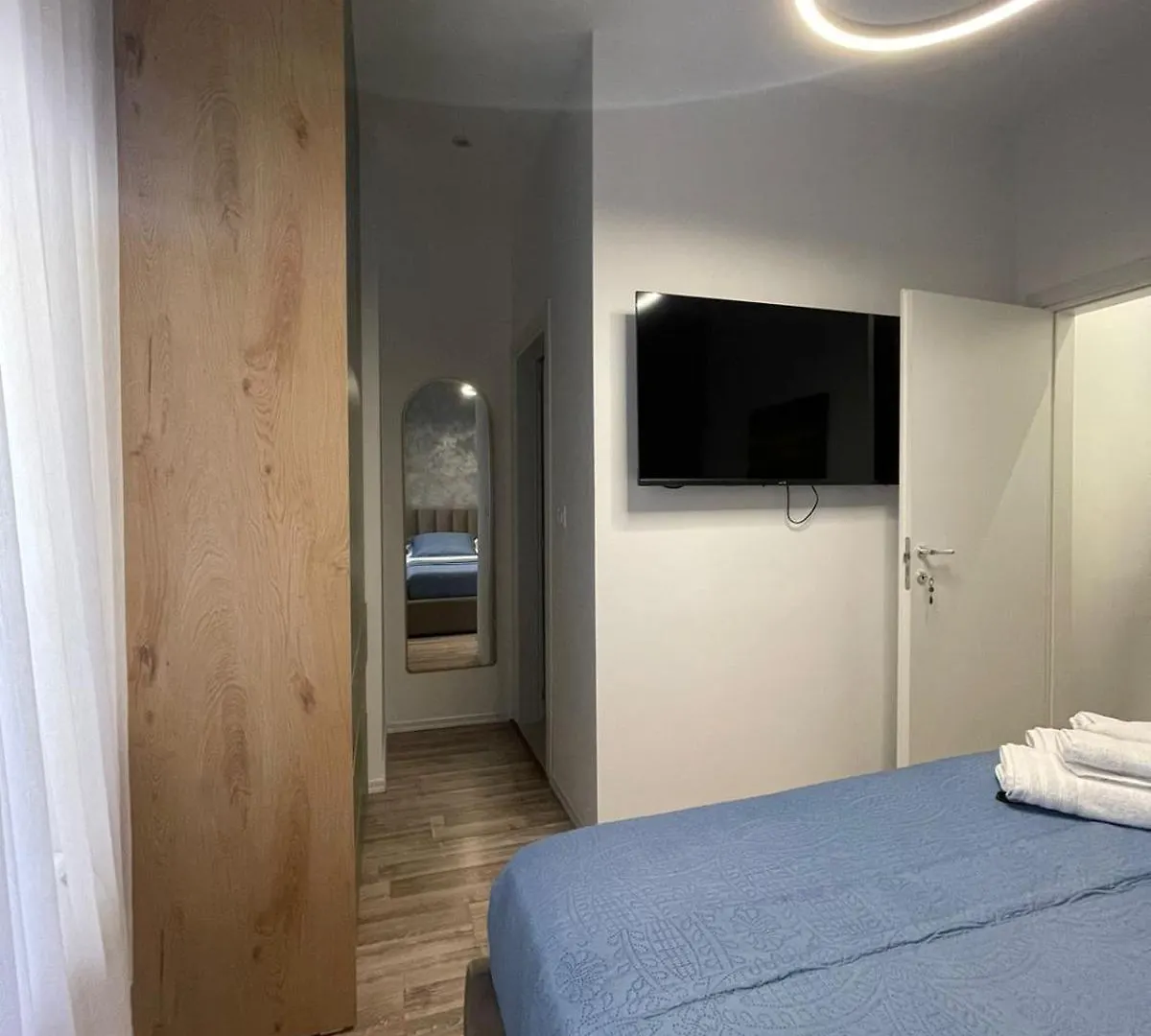 Peaky Hotel Durres