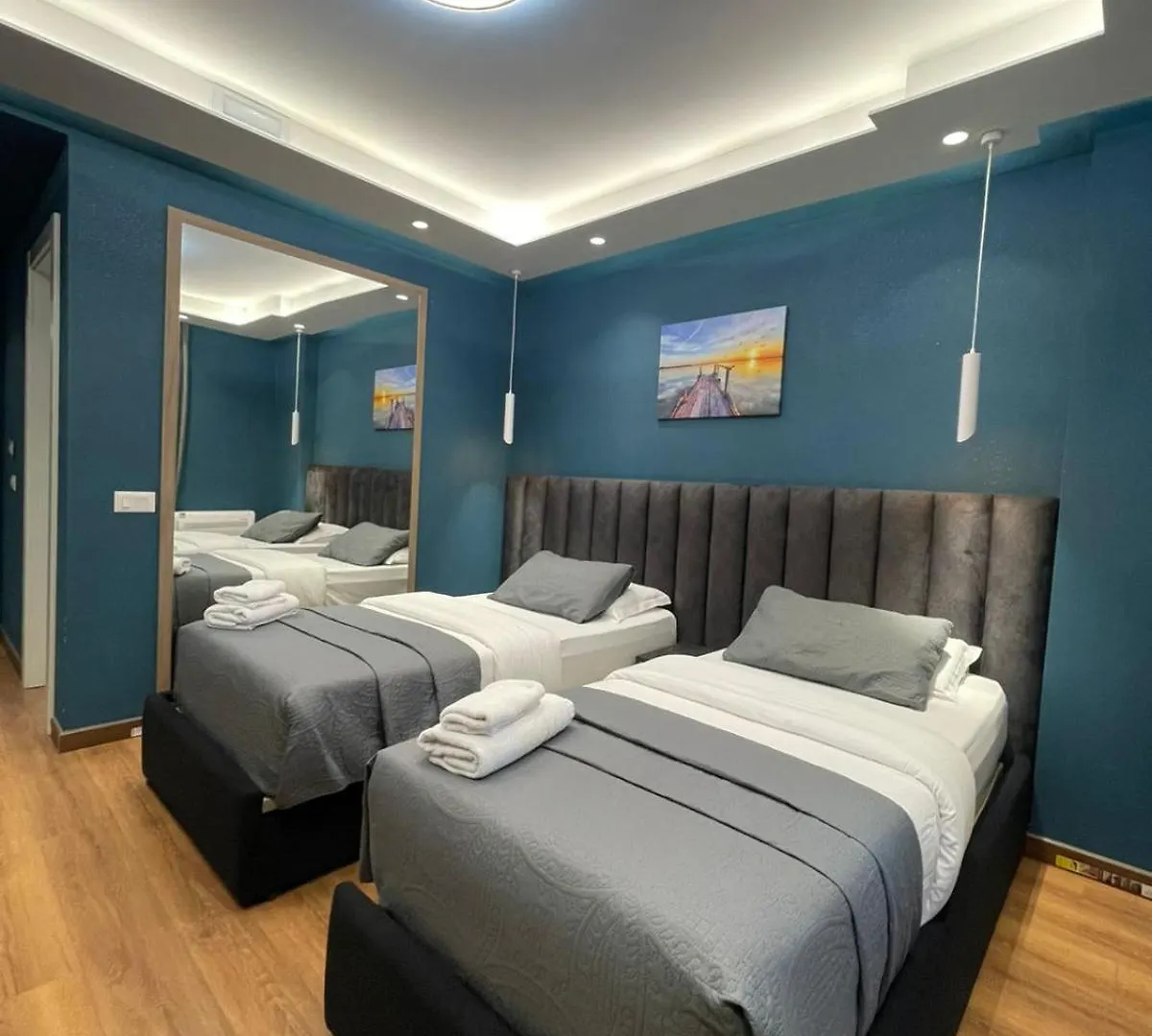 ****  Peaky Hotel Durres Albania