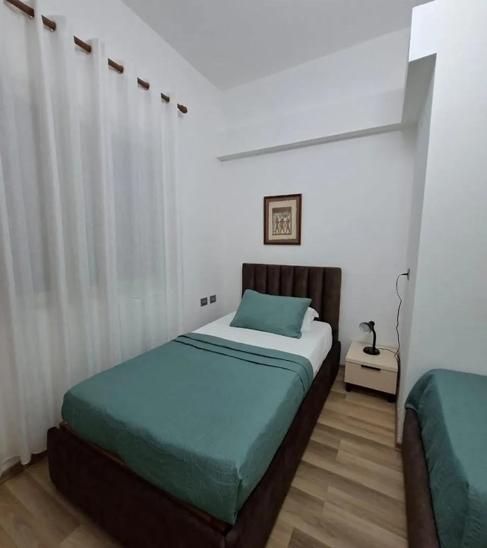 Peaky Hotel Durres